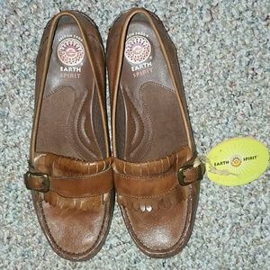 Earth Spirit Brown Loafers